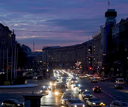 ДТЕК розробив нові графіки відключень у Києві: чи будуть вимикати світло - 412x412