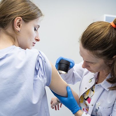 Kyiv clinic will conduct free mole examination on Melanoma Day - 412x412