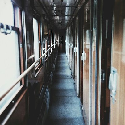 Укрзалізниця призначила додаткові поїзди до Львова, Одеси та Трускавця - 412x412