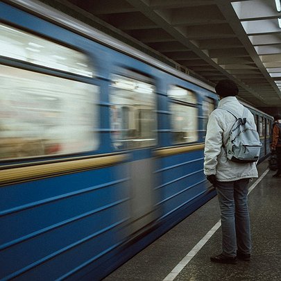 Як працюватиме метро в Києві на Різдво та Новий рік - 412x412