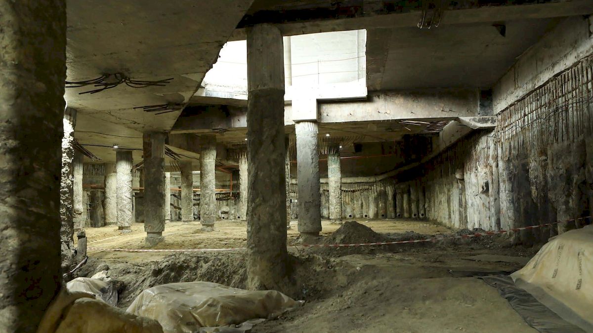Зеленського просять захистити рештки середньовічного кварталу на Поштовій площі від забудови — петиція