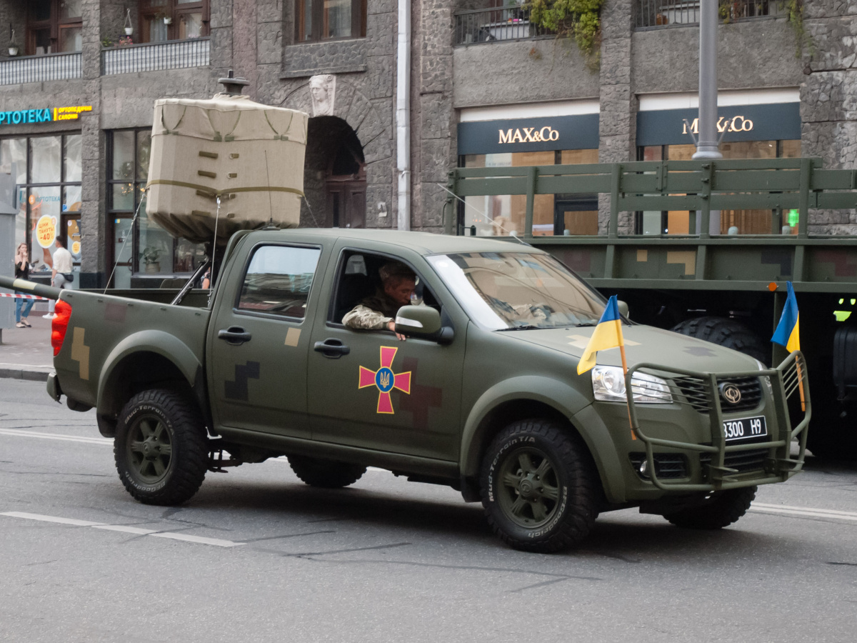 Волонтери запустили збір на авто для ЗСУ