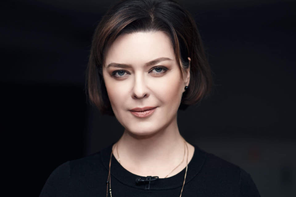 Олена Рихальська