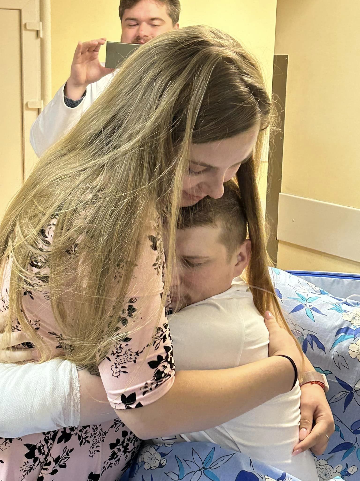 У київській лікарні зіграли весілля пораненого військового