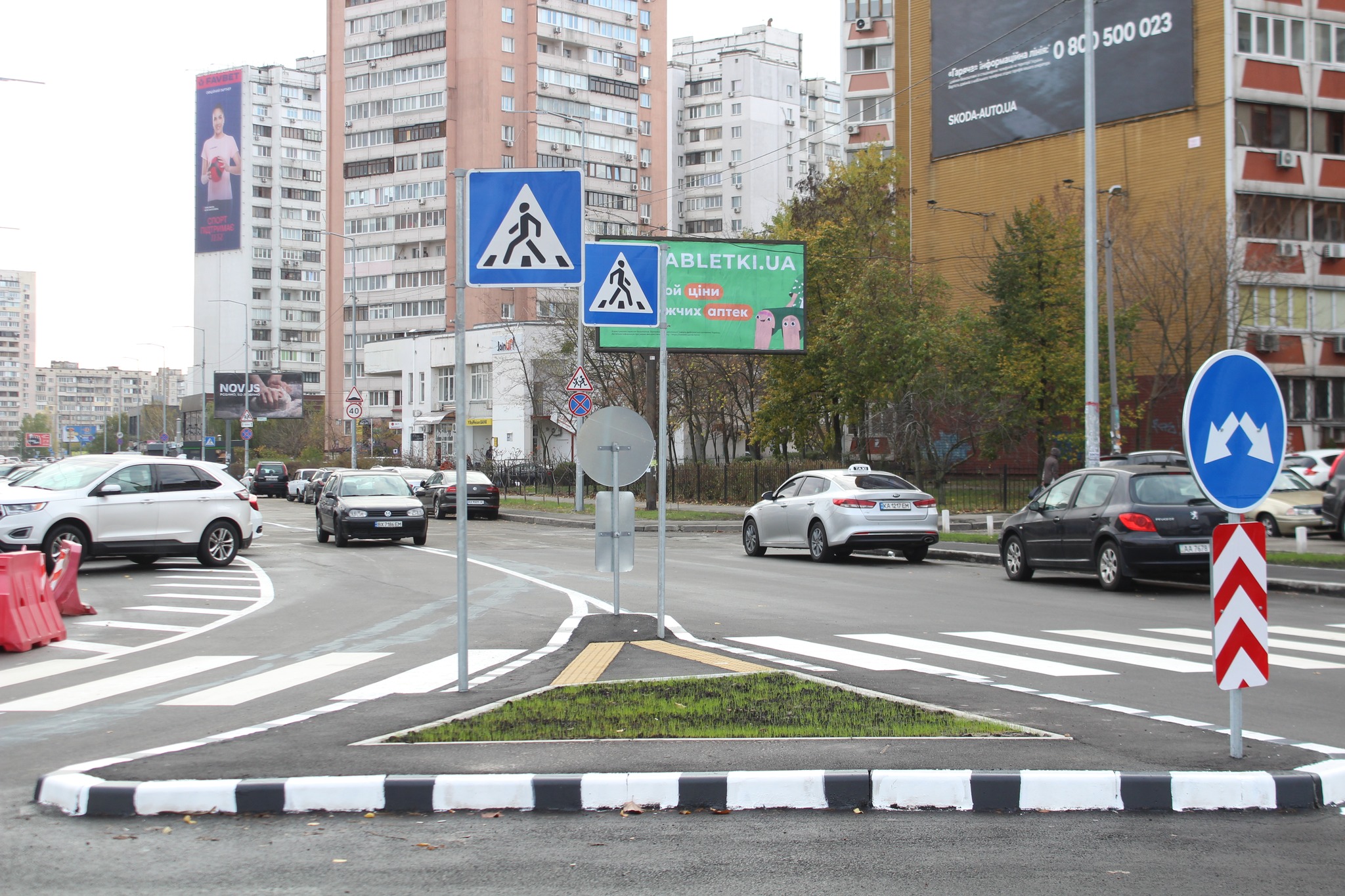 Нова кільцева розв'язка на Осокорках