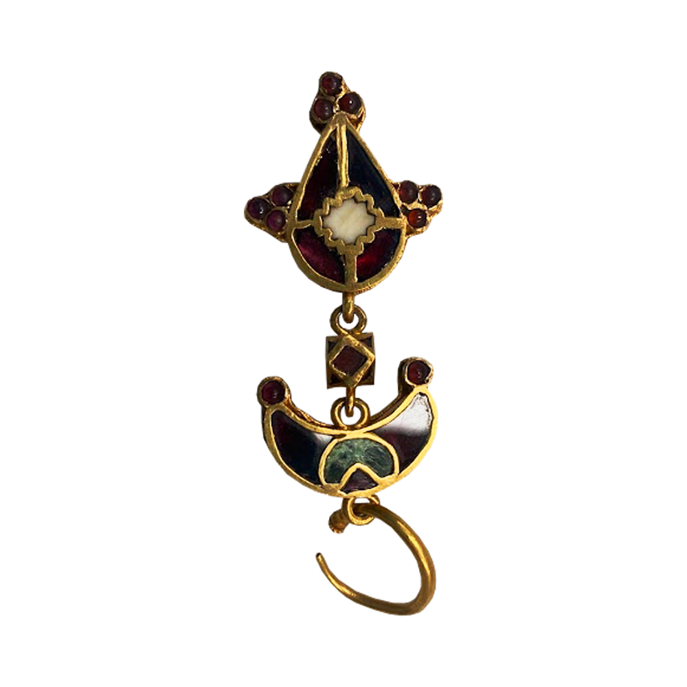 В Україну повернулось 