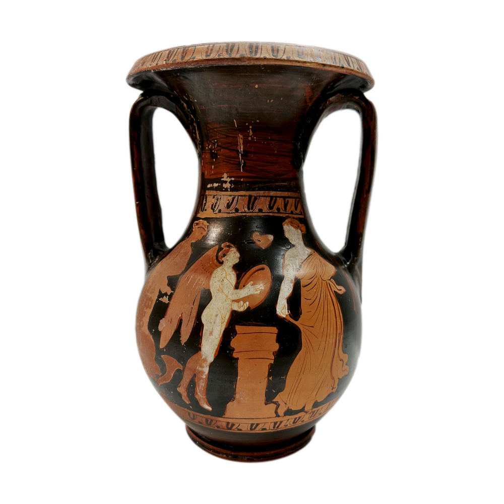 В Україну повернулось 