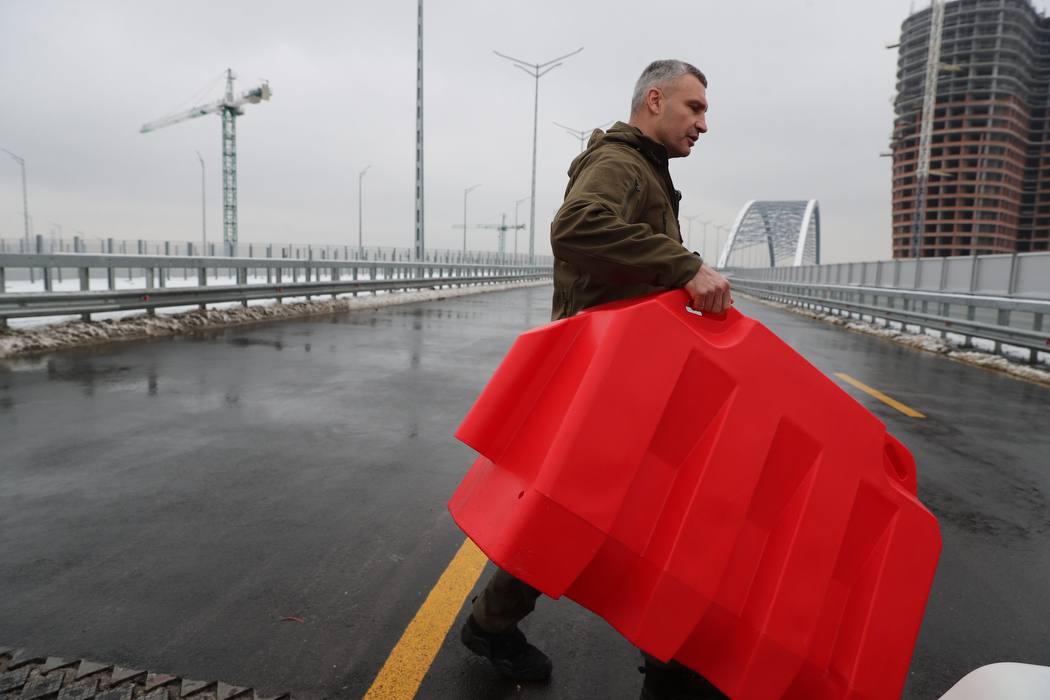 Відкрили рух Подільсько-Воскресенським мостом