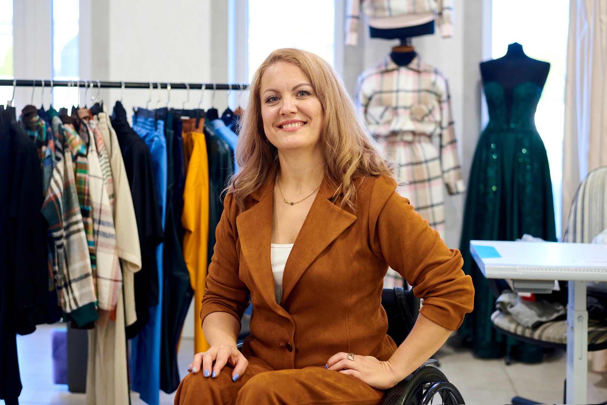 На Київщині відкрили перше в Україні ательє для людей з інвалідністю