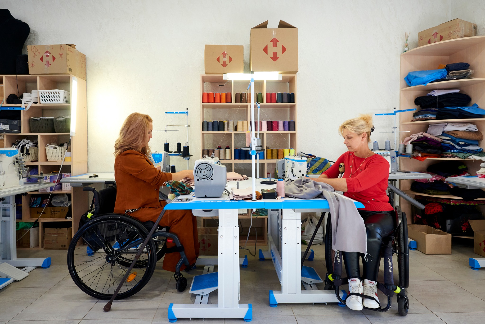 На Київщині відкрили перше в Україні ательє для людей з інвалідністю