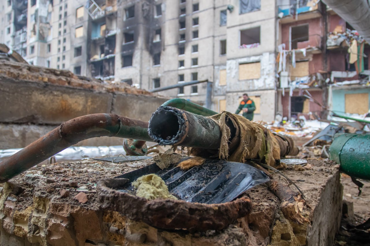 У Києві відремонтували теплопункт, який постраждав під час ракетного удару