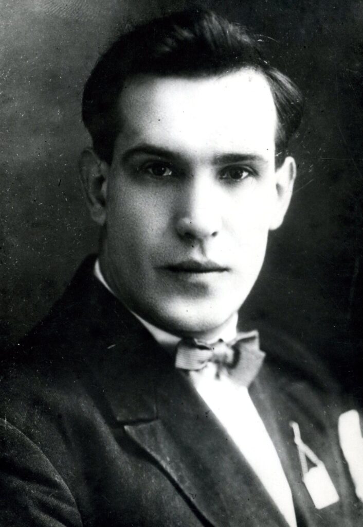 Михайло Донець