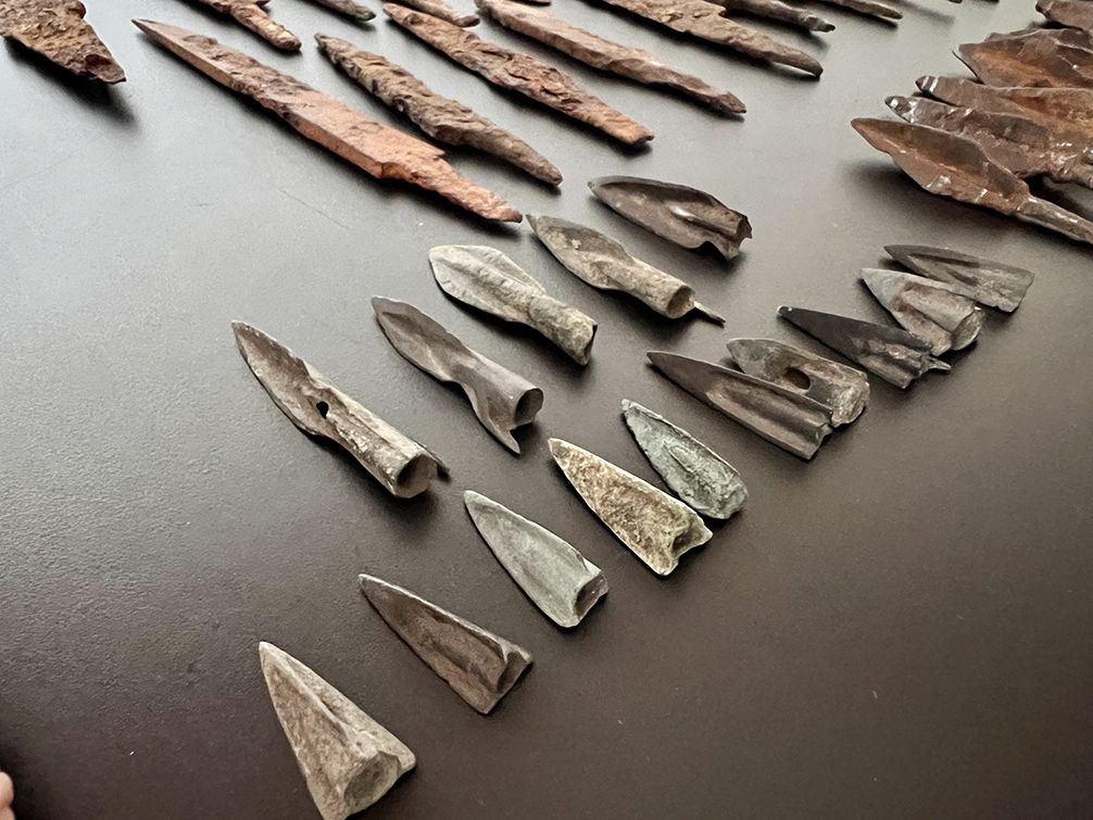 Київська митниця не дала вивезти за кордон давні цінності