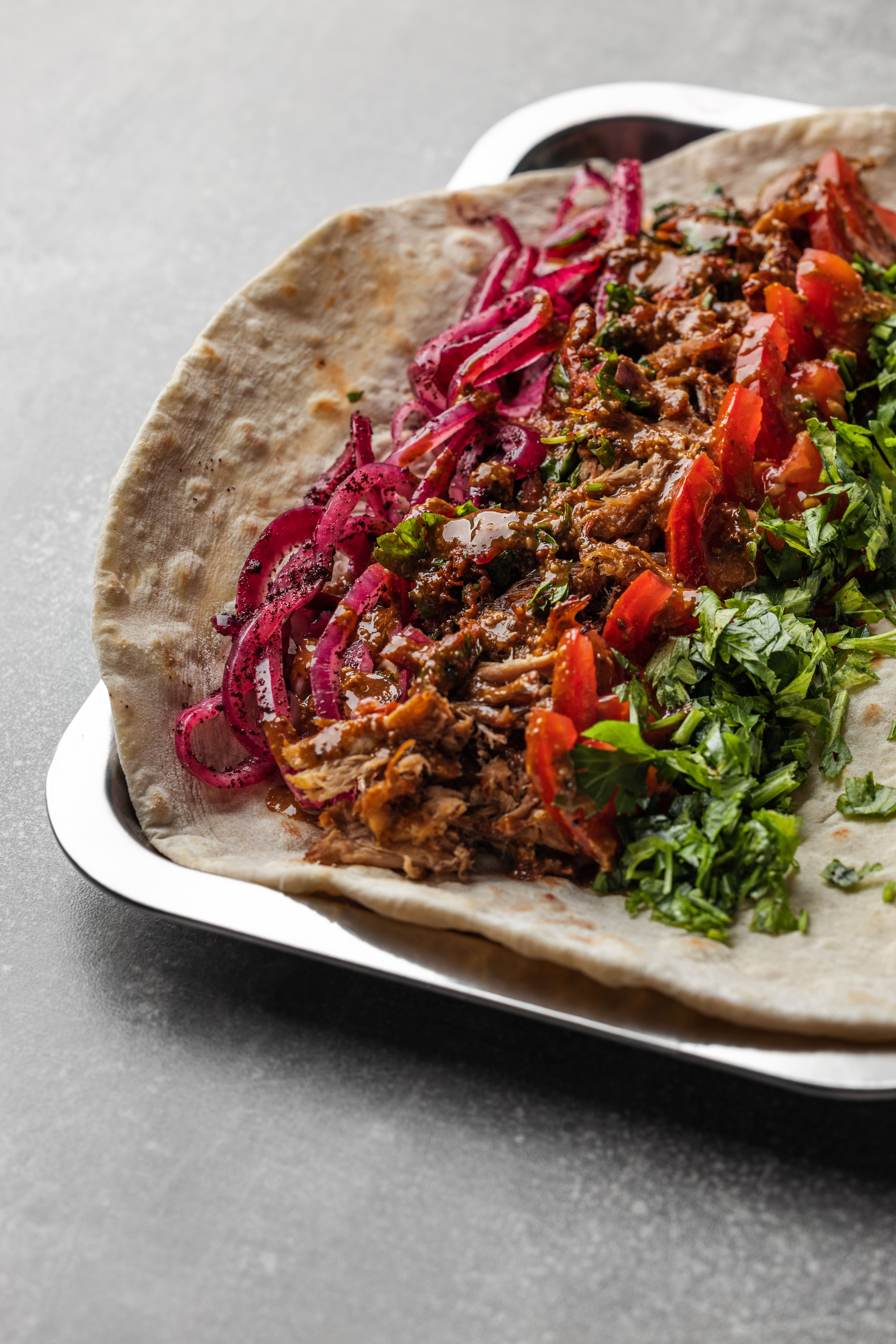 Заклад з шаурмою NUNU відкривається на Золотих Воротах