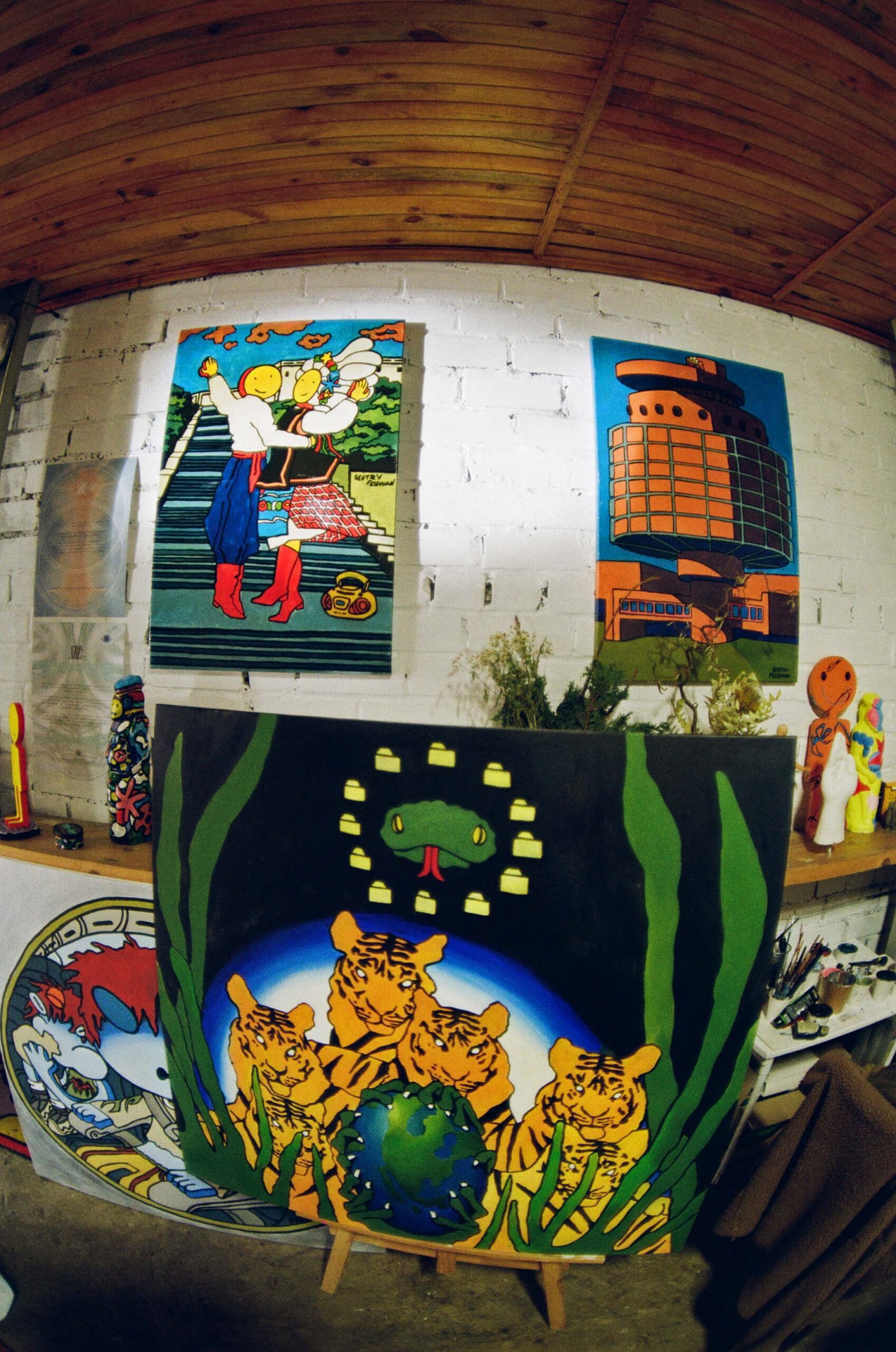 На Рейтарській відкрилась майстерня-галерея художниць сестер Фельдман