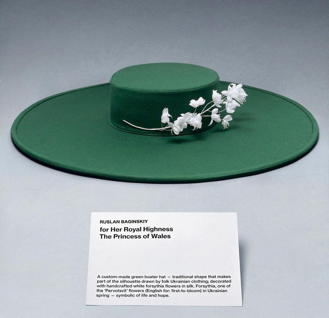 Український дизайнер створив капелюшки для королеви Каміли та Кейт Міддлтон