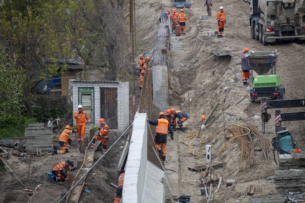 Кличко назвав нову дату відкриття руху авто Подільським мостом