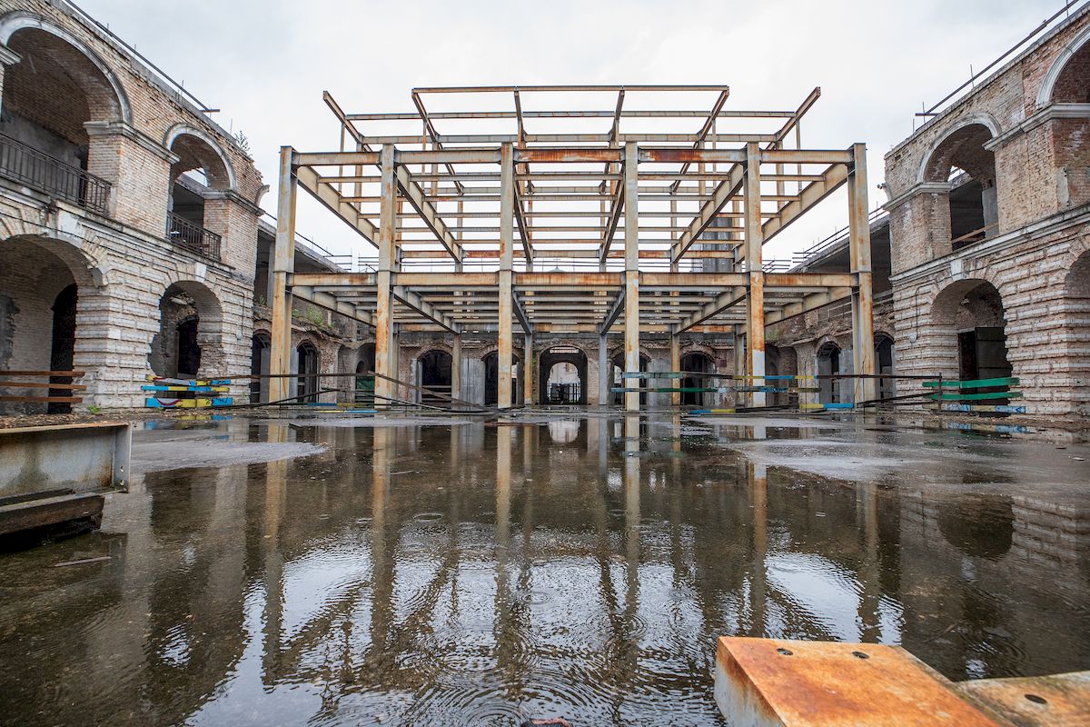 КМДА хоче перетворити Гостинний двір на Київський Лувр