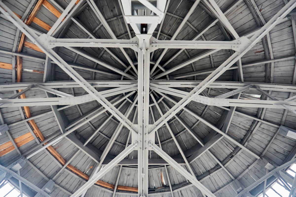 Реставрація купола Будинку вчителя