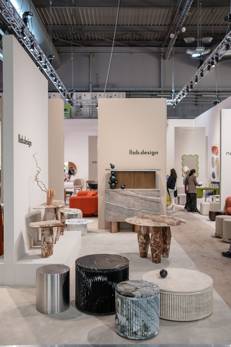 Українські бренди представили свої вироби на найбільшій у світі виставці меблів