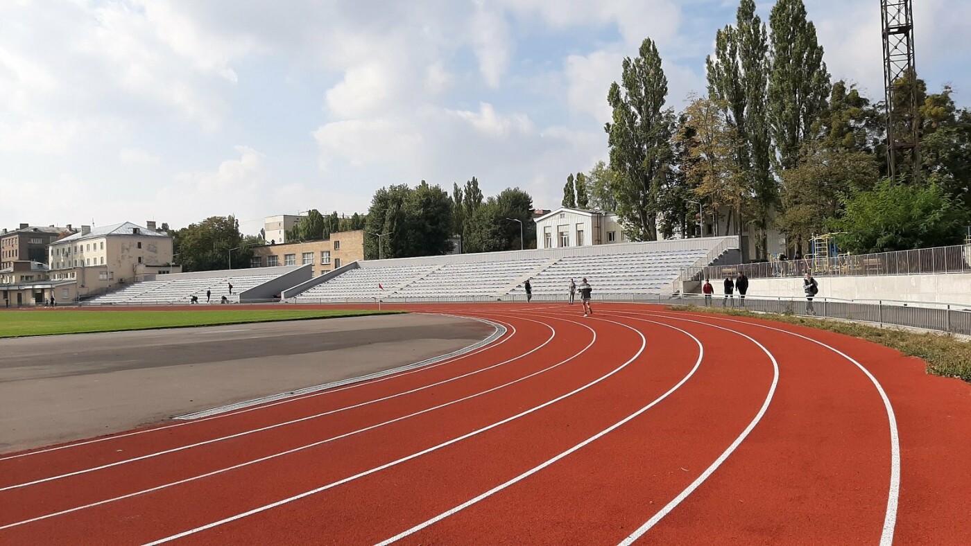 Фото: стадіон