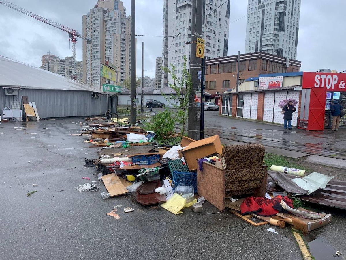 Після аварії з трамваєм на Позняках демонтують МАФи