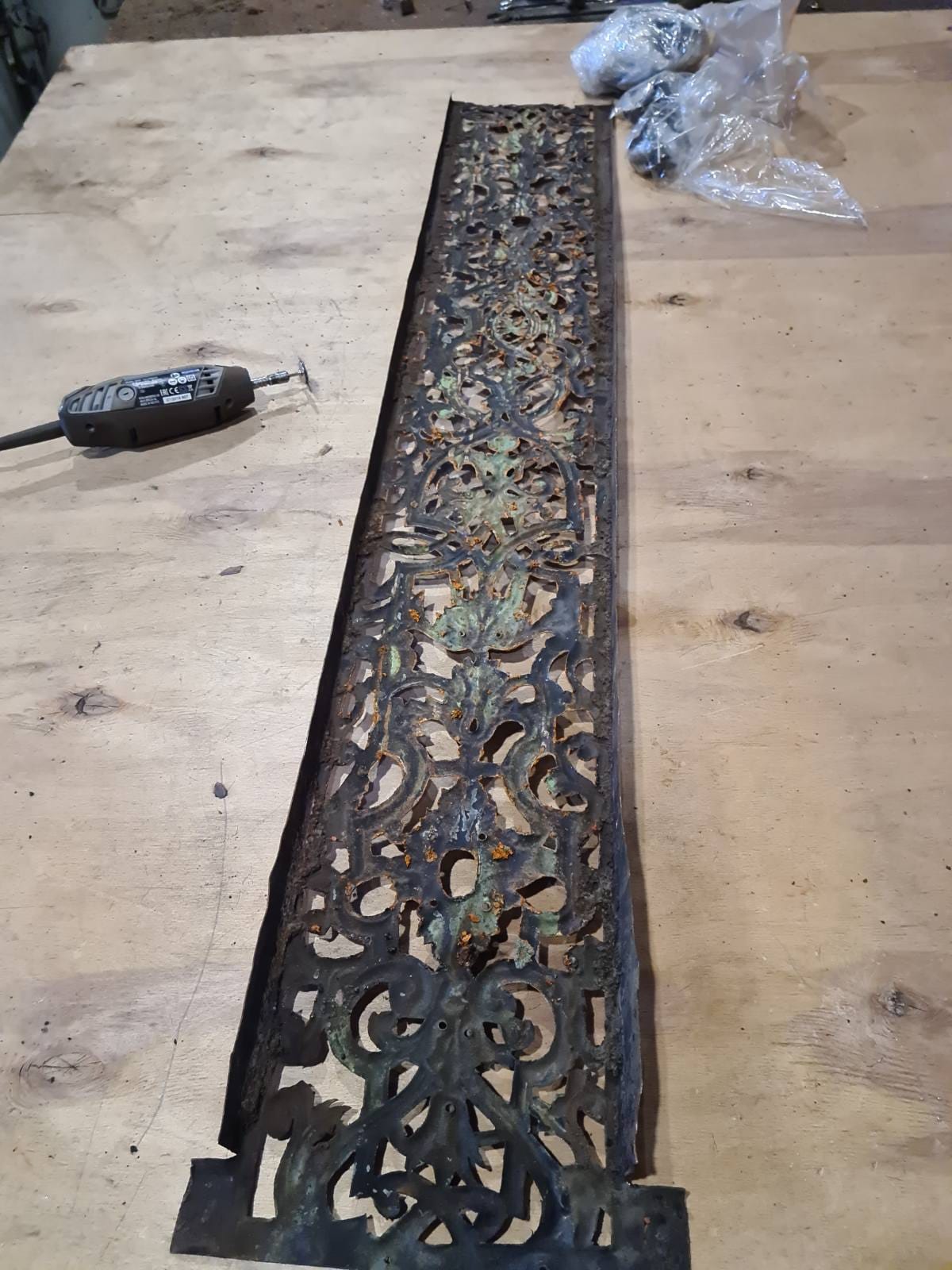 Реставрація хреста Софійського собору