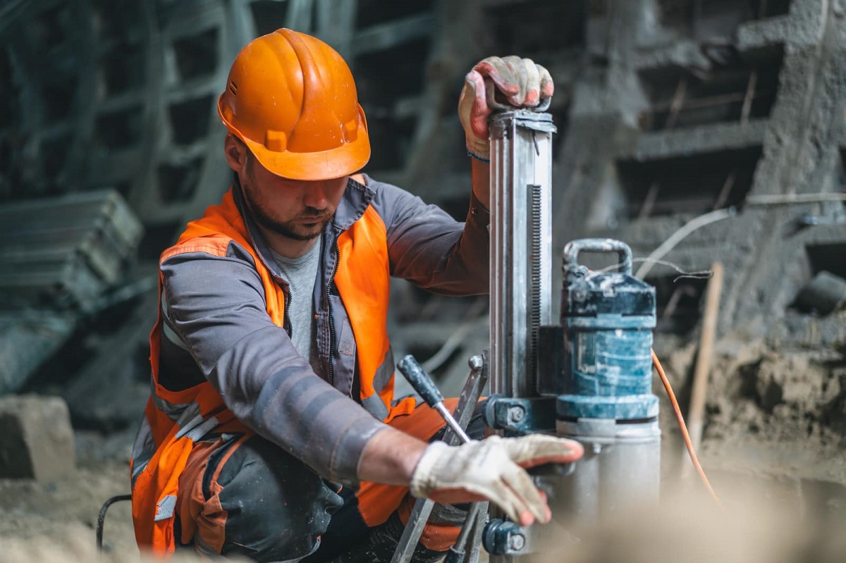 Ремонт тунелю на Деміївській