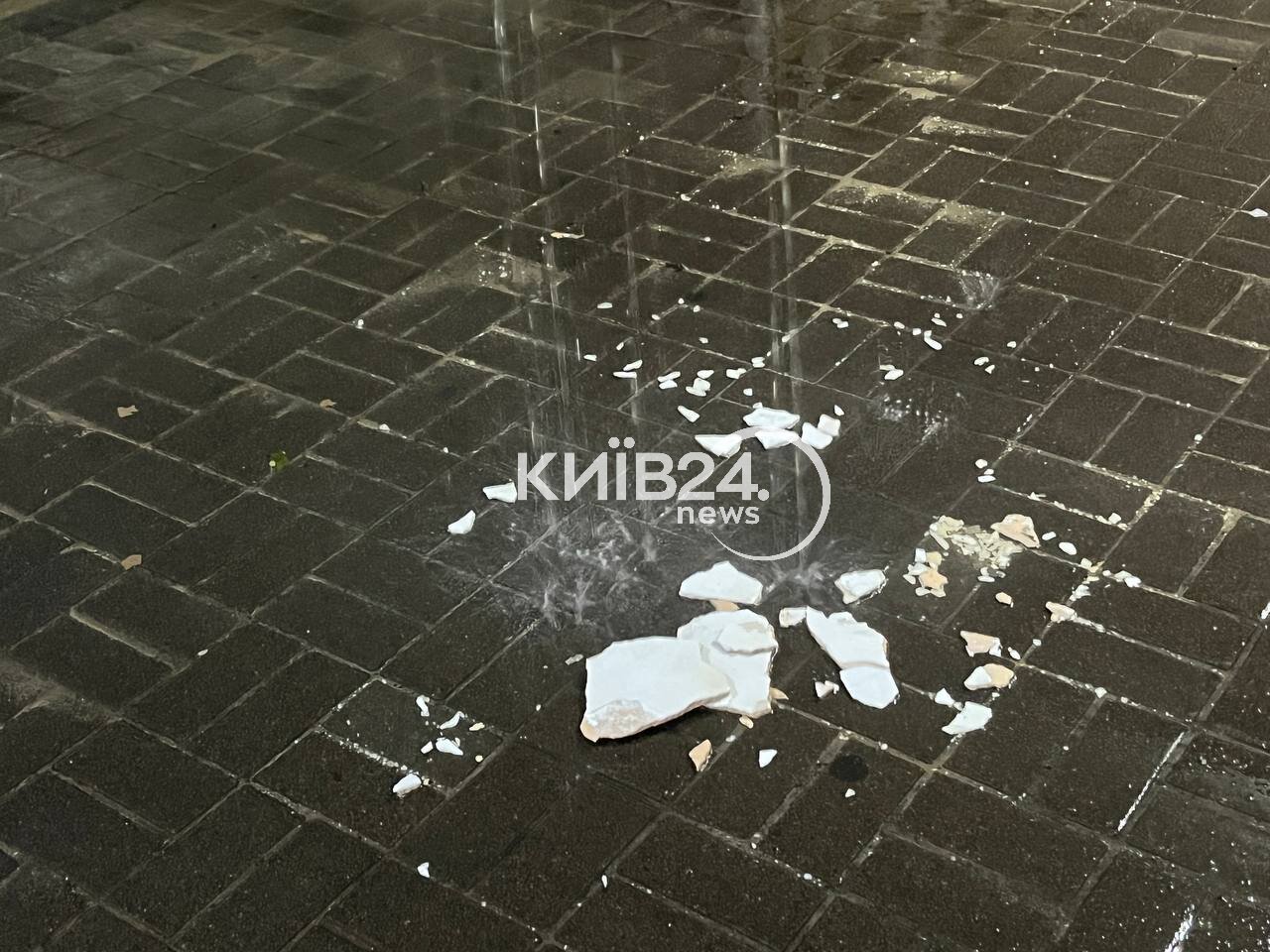 прорив труби на Олімпійській