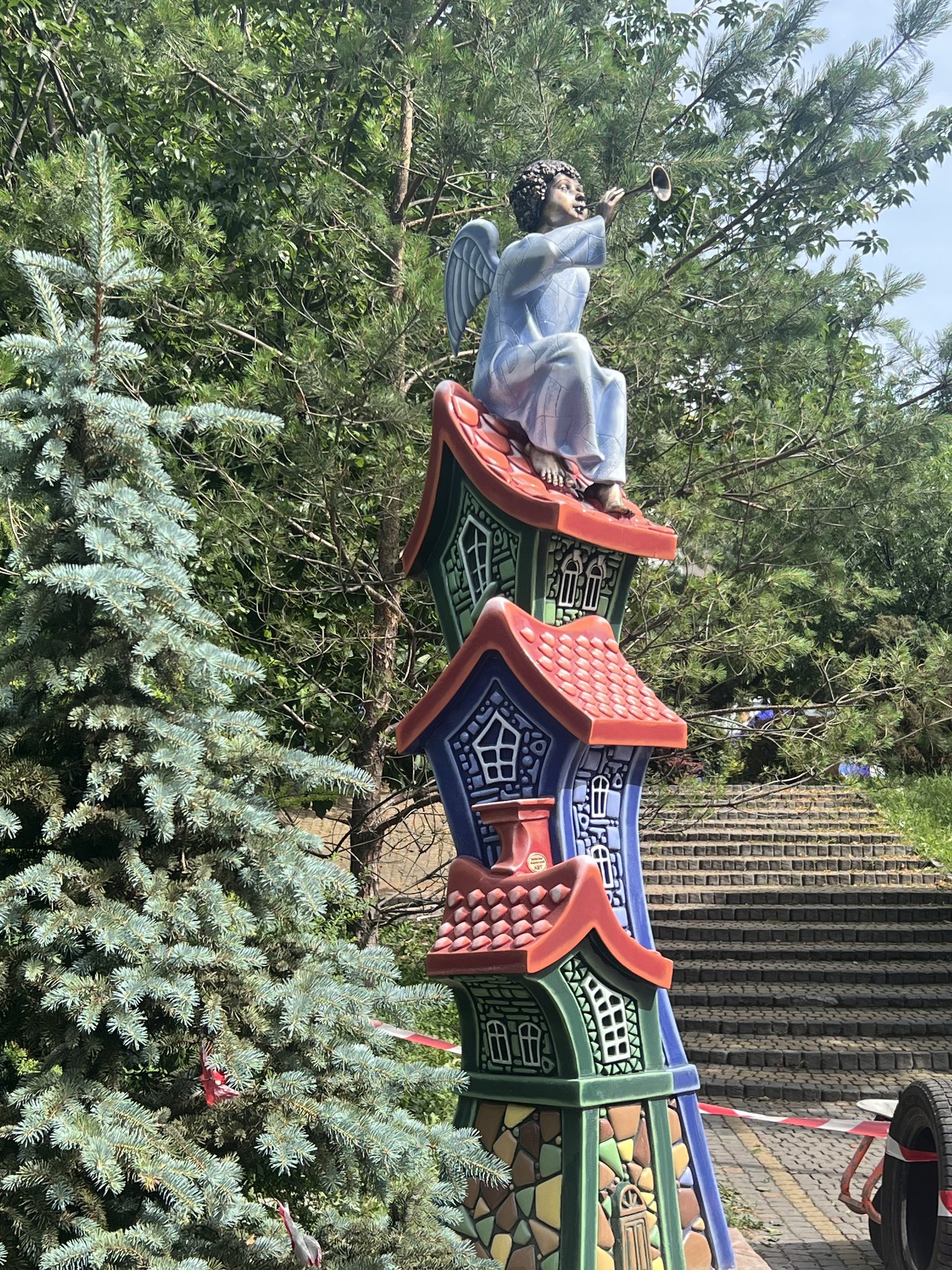 Янгол на Будиночку