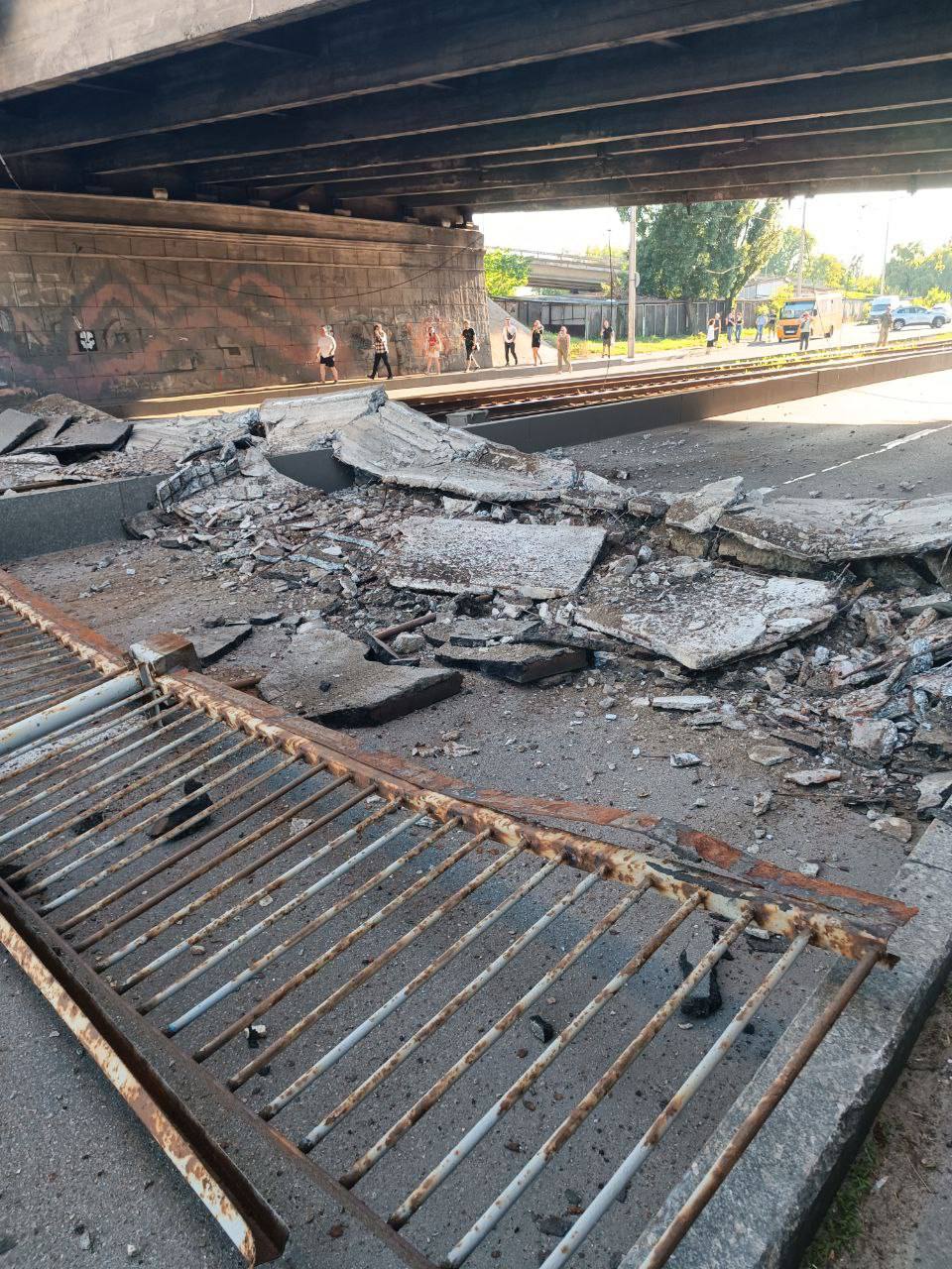 шляхопровід на Повітрофлотському проспекті