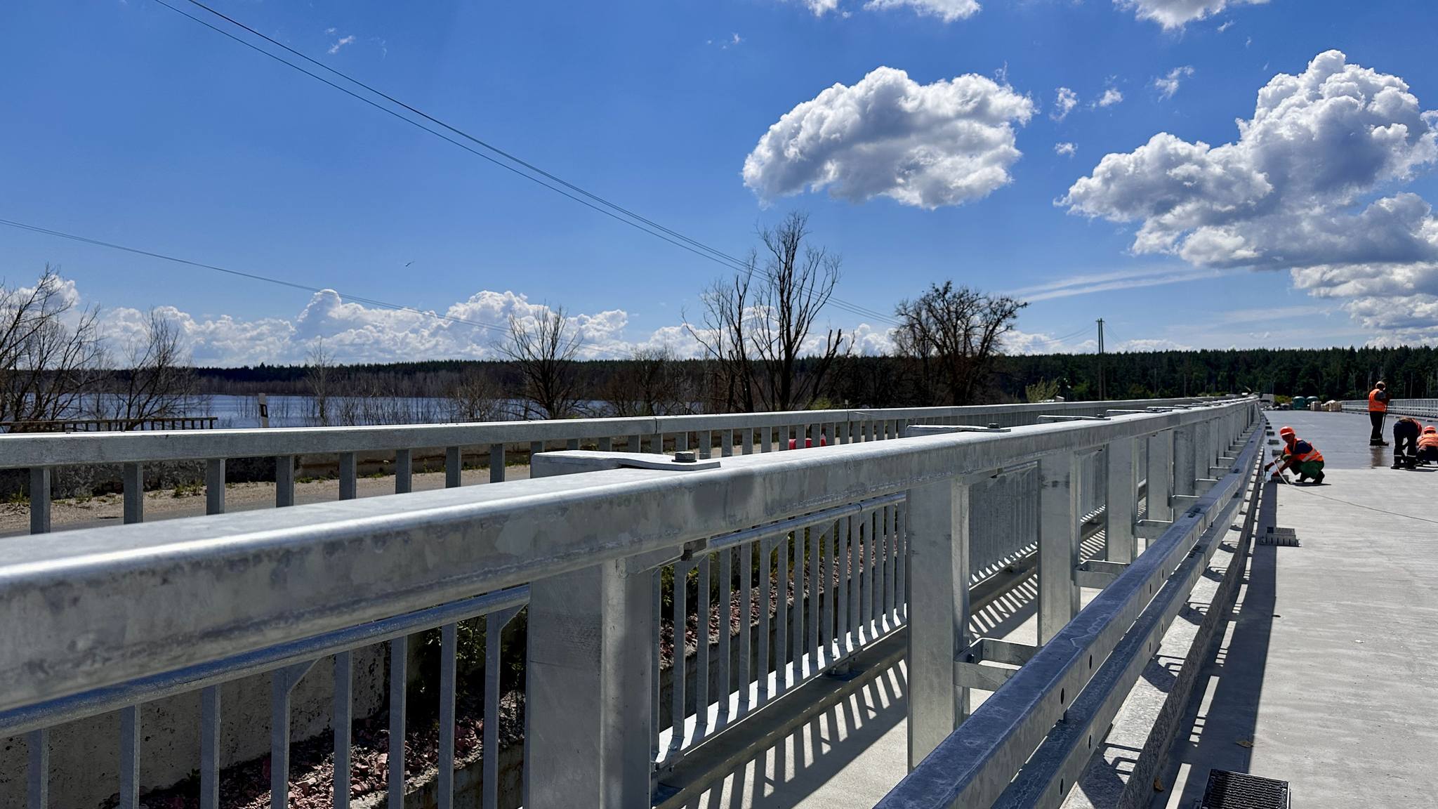 міст через річку Ірпінь