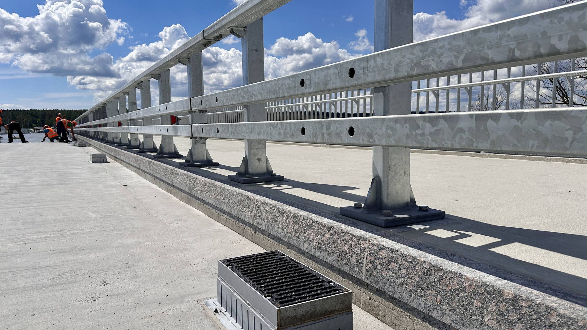 міст через річку Ірпінь