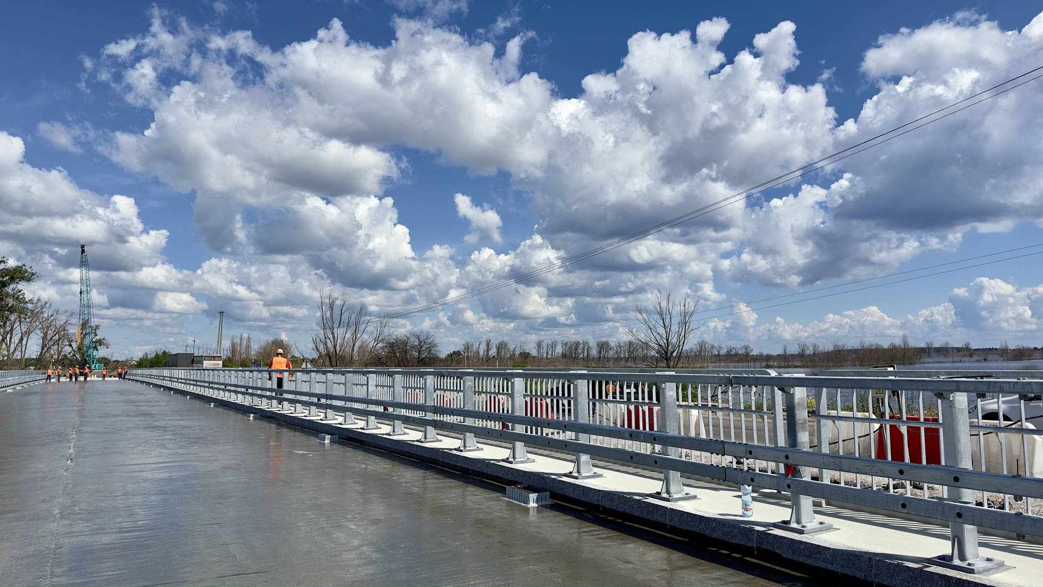 міст через річку Ірпінь