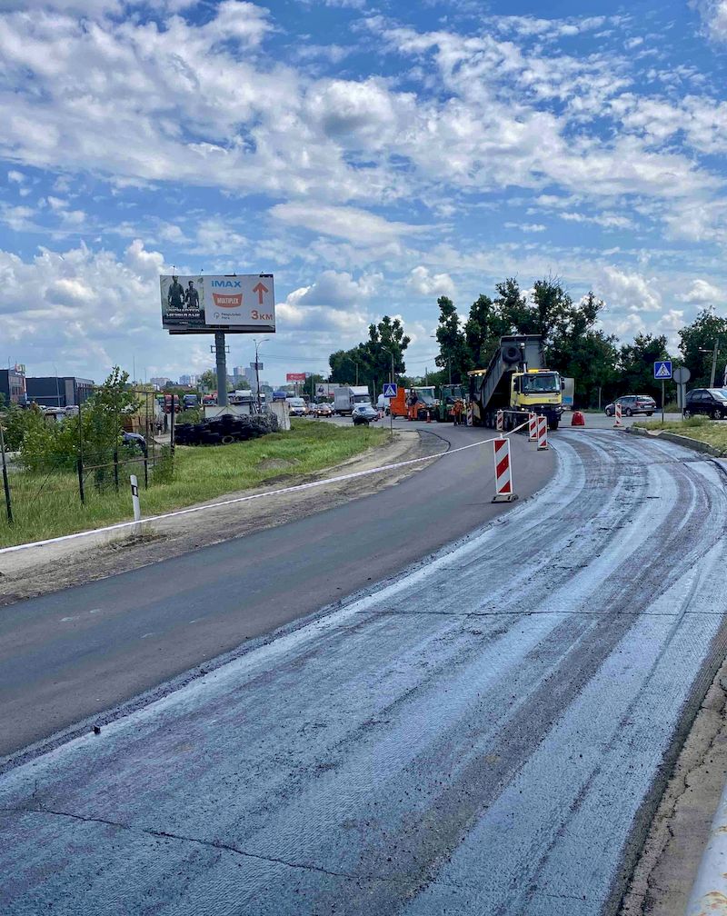 У Києві ремонтують Жулянський шляхопровід