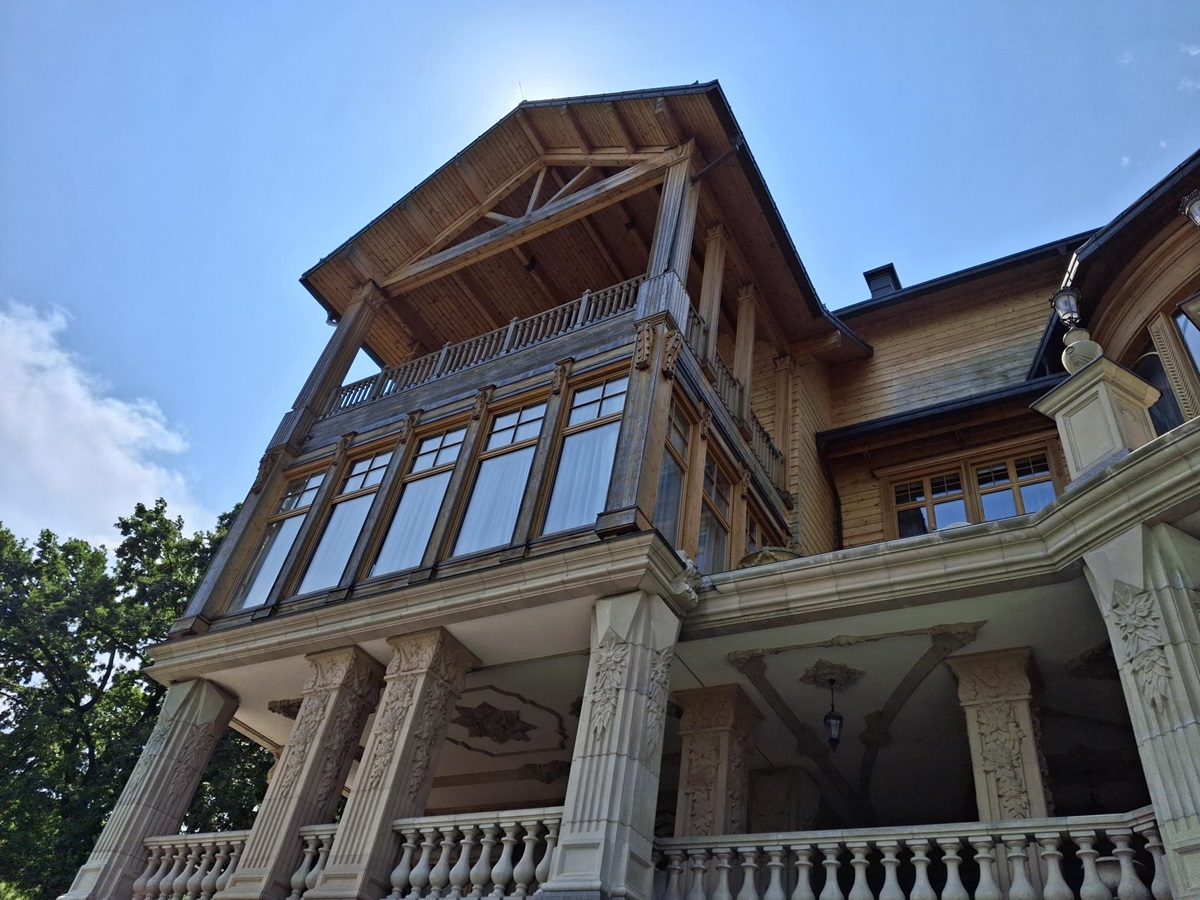 архітектура в Межигір'ї