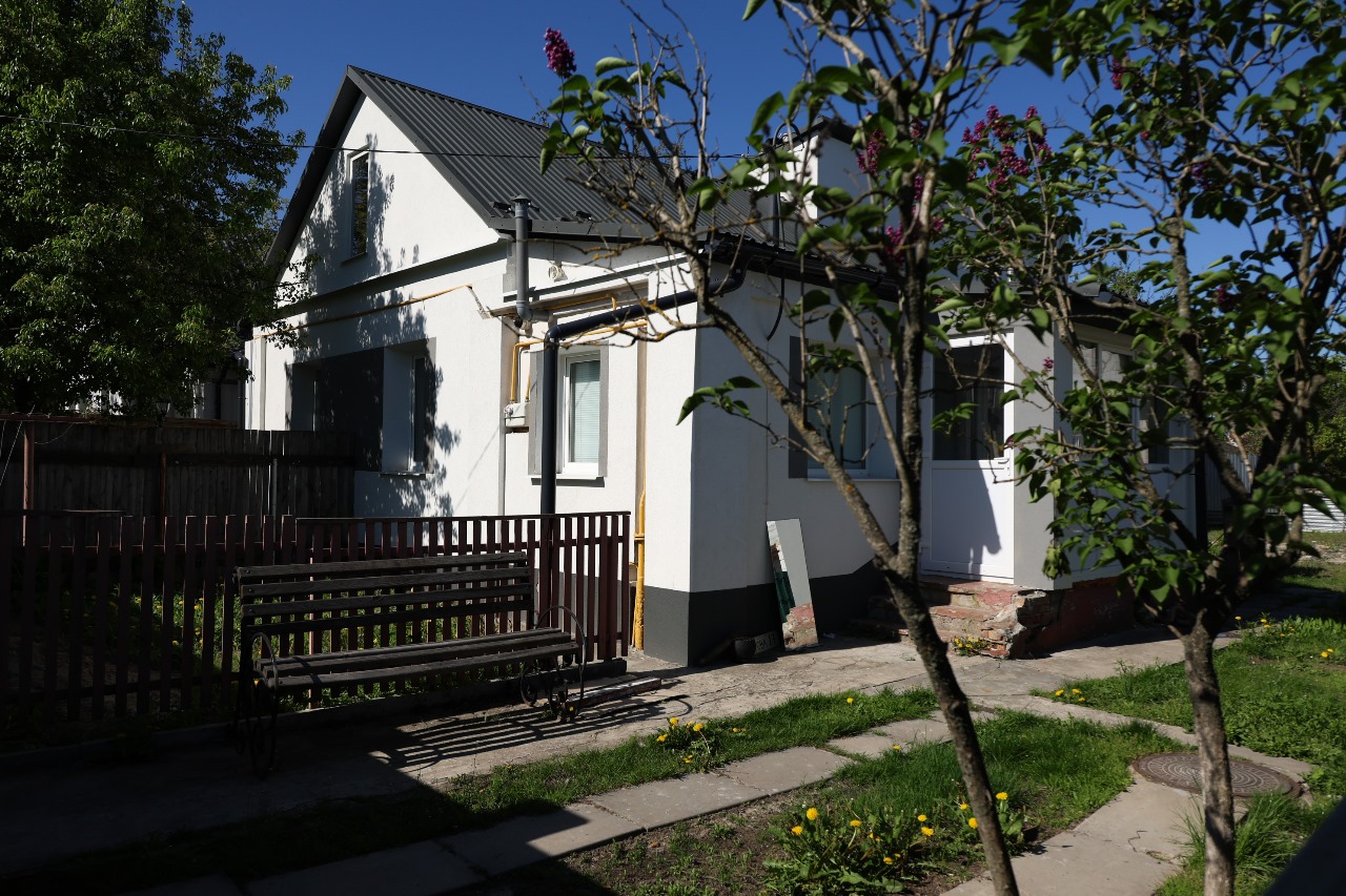 В Ірпені відбудовують зруйнований росіянами приватний сектор