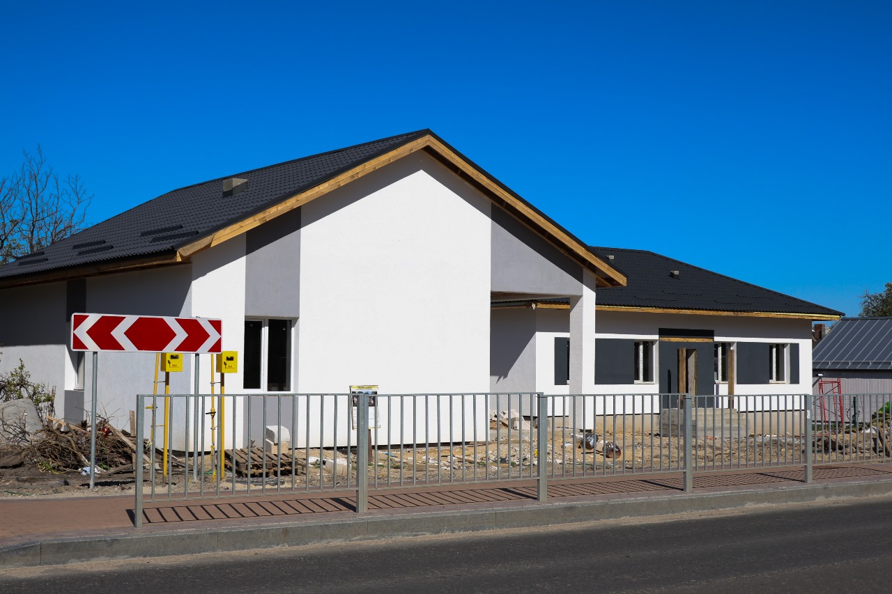 В Ірпені відбудовують зруйнований росіянами приватний сектор