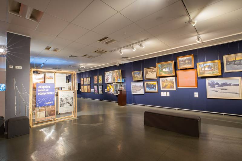 У Києві відкрилась виставка робіт Івана Марчука