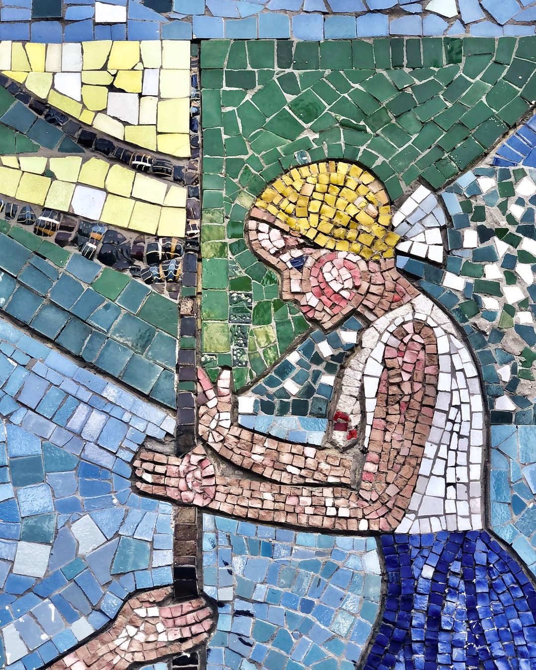 На Солом'янці може зникнути мозаїка на палаці дитячої та юнацької творчості