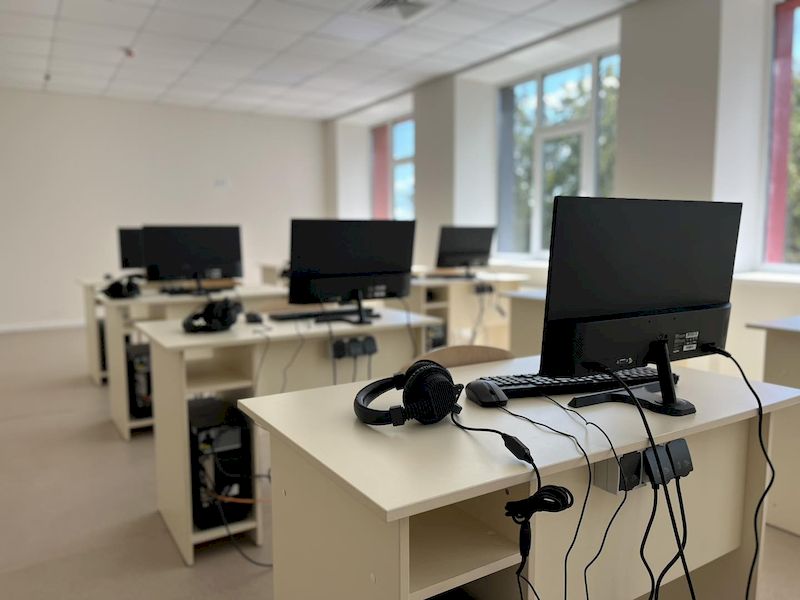 Як виглядає відбудований Литовсько-український ліцей на Київщині