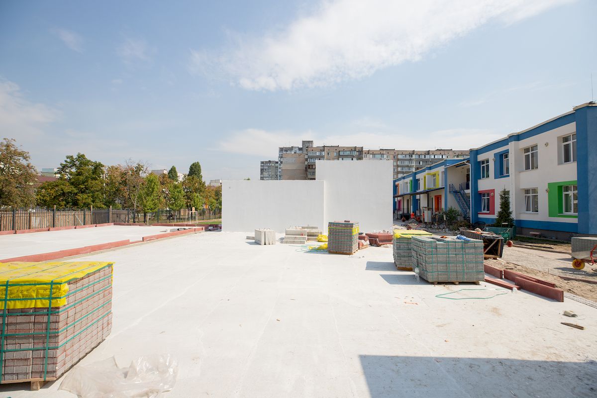 У двох школах Києва добудовують укриття на понад 500 місць