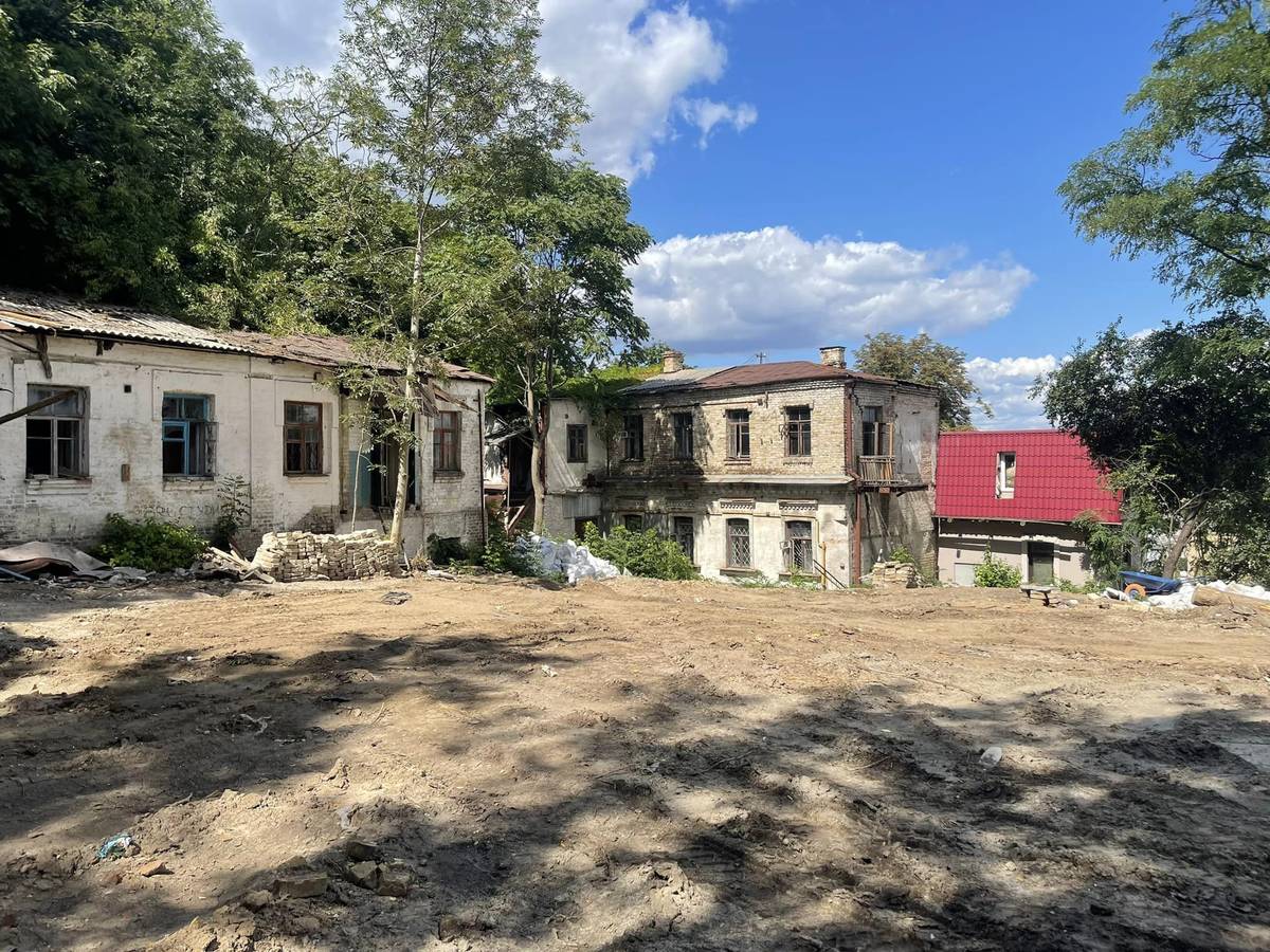 На Андріївському узвозі опинилась під загрозою Садиба ювелірів