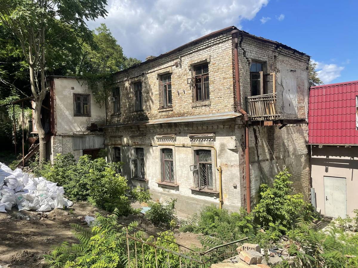 На Андріївському узвозі опинилась під загрозою Садиба ювелірів