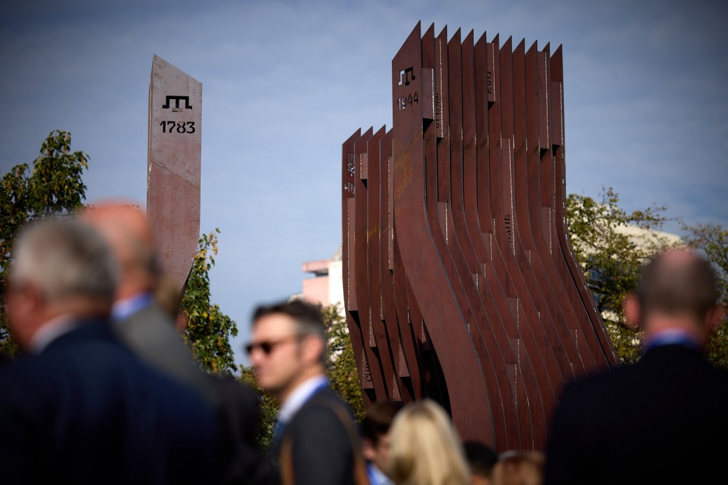 У Києві відкрили меморіал пам'яті жертв геноциду кримськотатарського народу