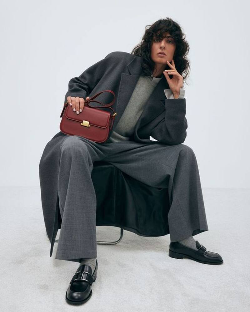 Нова осіння колекція у кампейні In bed with Estro