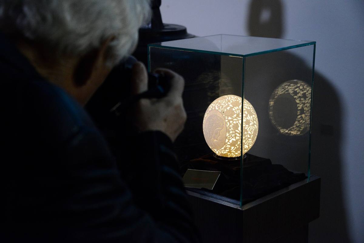 У Лаврі відкрили виставку робіт, врятованих з-під обстрілів Бахмута