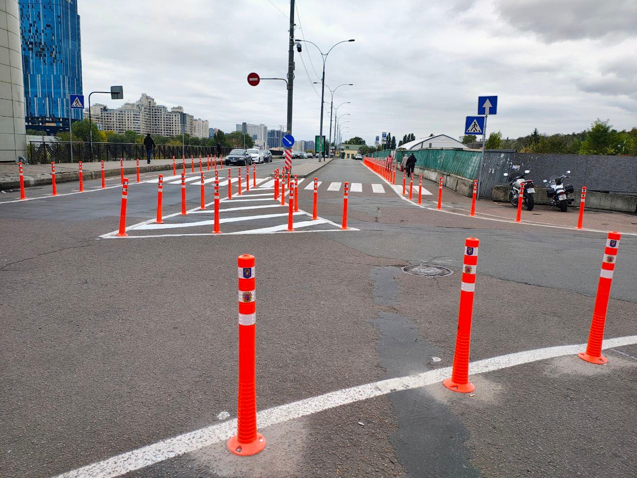 На Вокзальній площі змінили схему руху