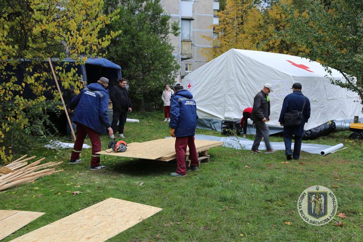 Пошкоджений будинок у Солом'янському районі