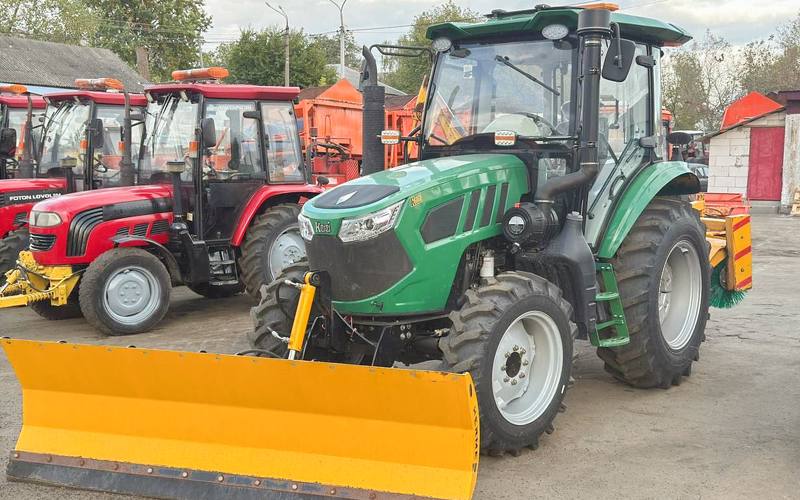 Снігоприбиральна техніка у Києві вже чергує у режимі повної готовності